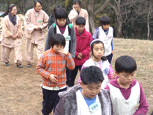 산책, 전통놀이-부도전으로 참배를 갑니다