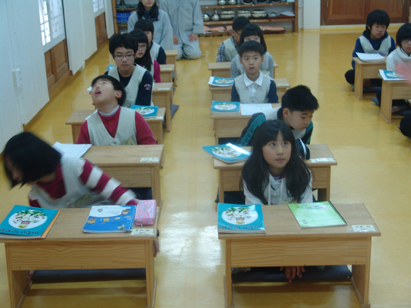 습의 듣는모습~-