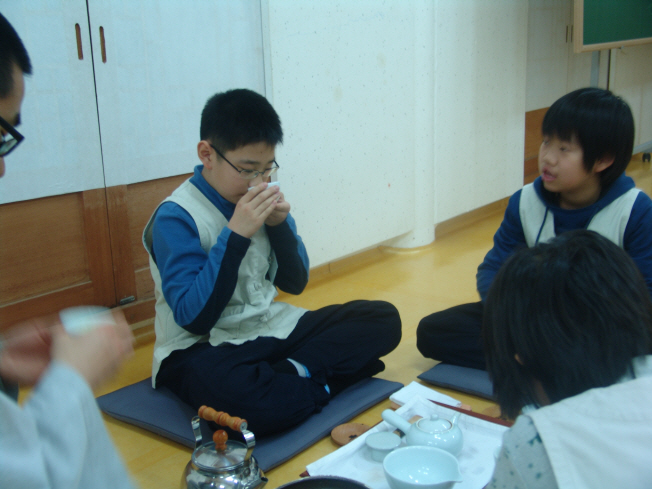 우리차 마시기-