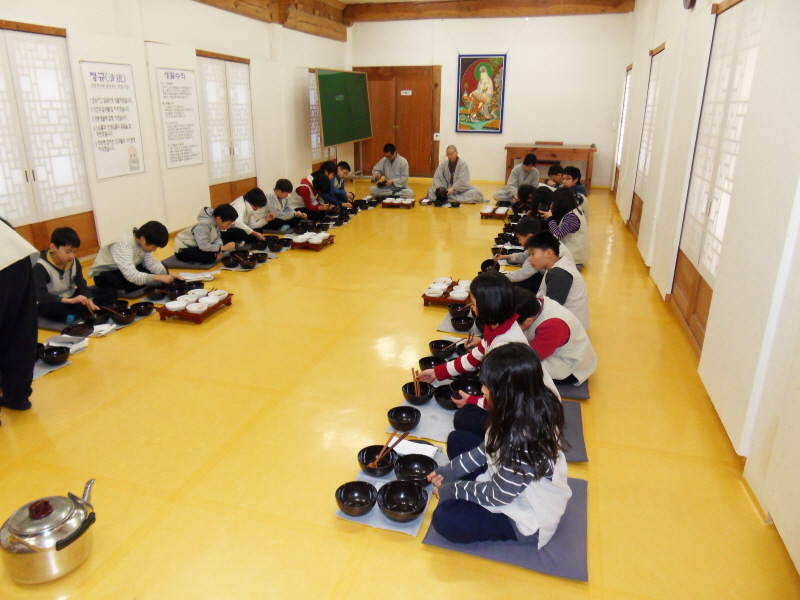 한 알의 곡식도 소중히...-